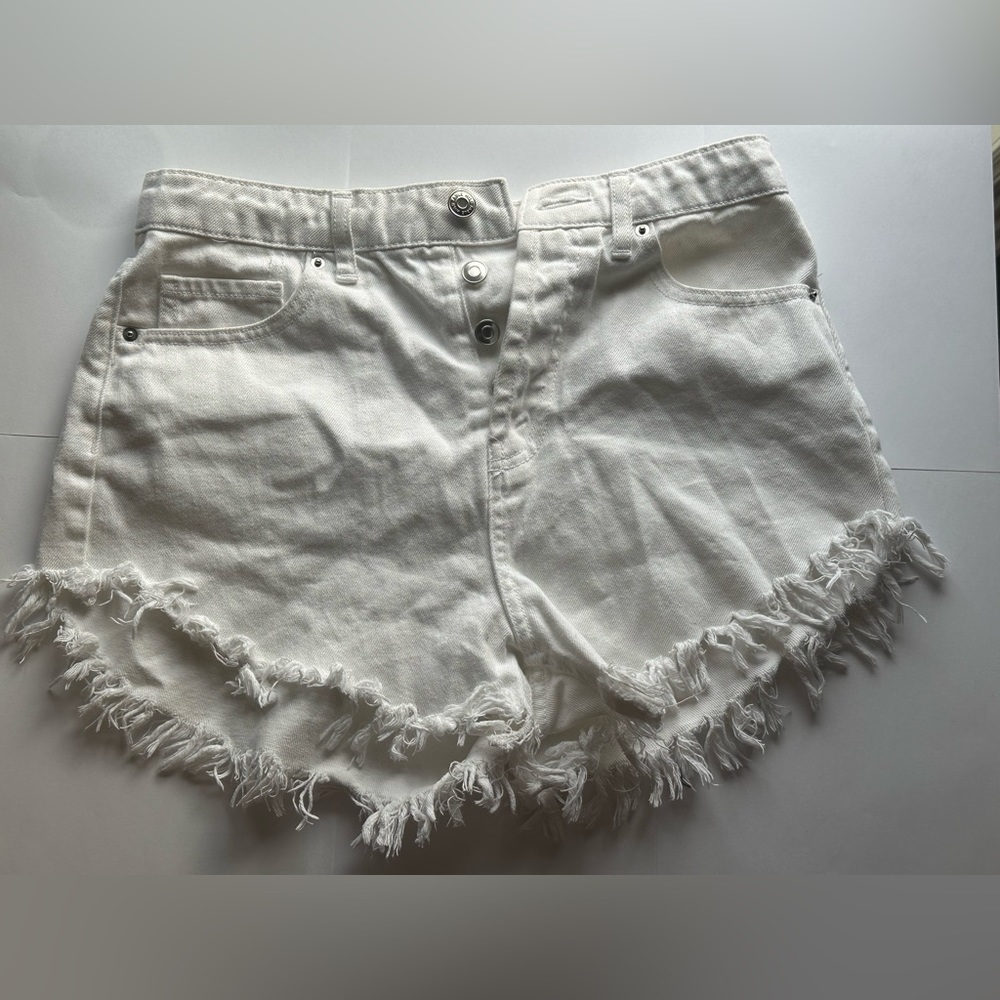 Women’s white denim shorts